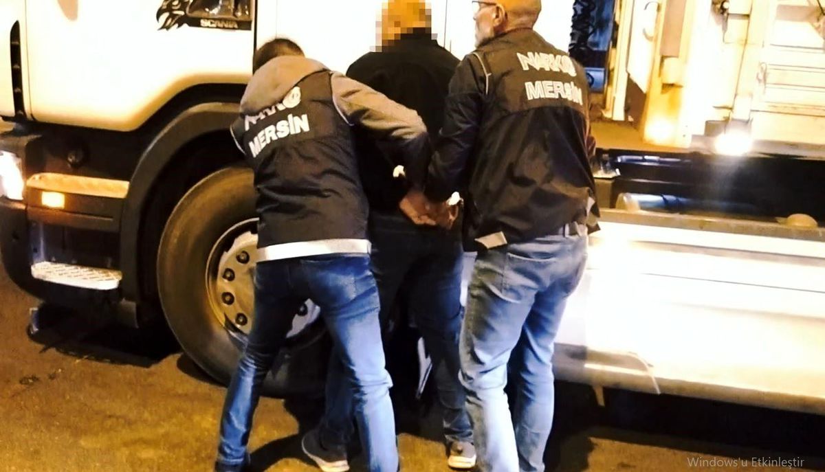 Mersin\'de Tırda Uyuşturucu Ele Geçirildi