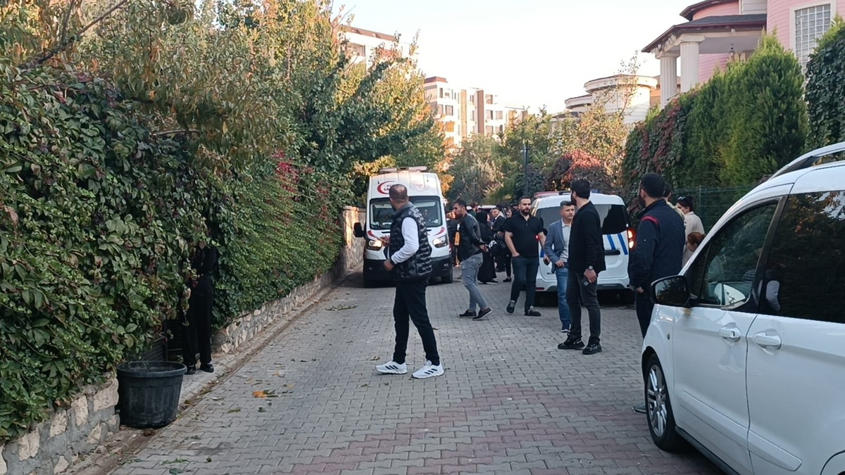 Aile Dramı: Üç Cenaze Yan Yana