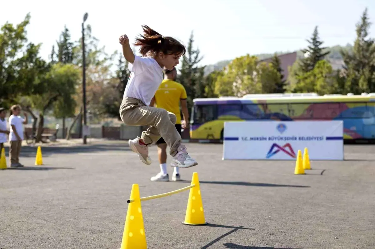 Sporbus aracı, kırsal bölgelerdeki çocukları sporla buluşturuyor