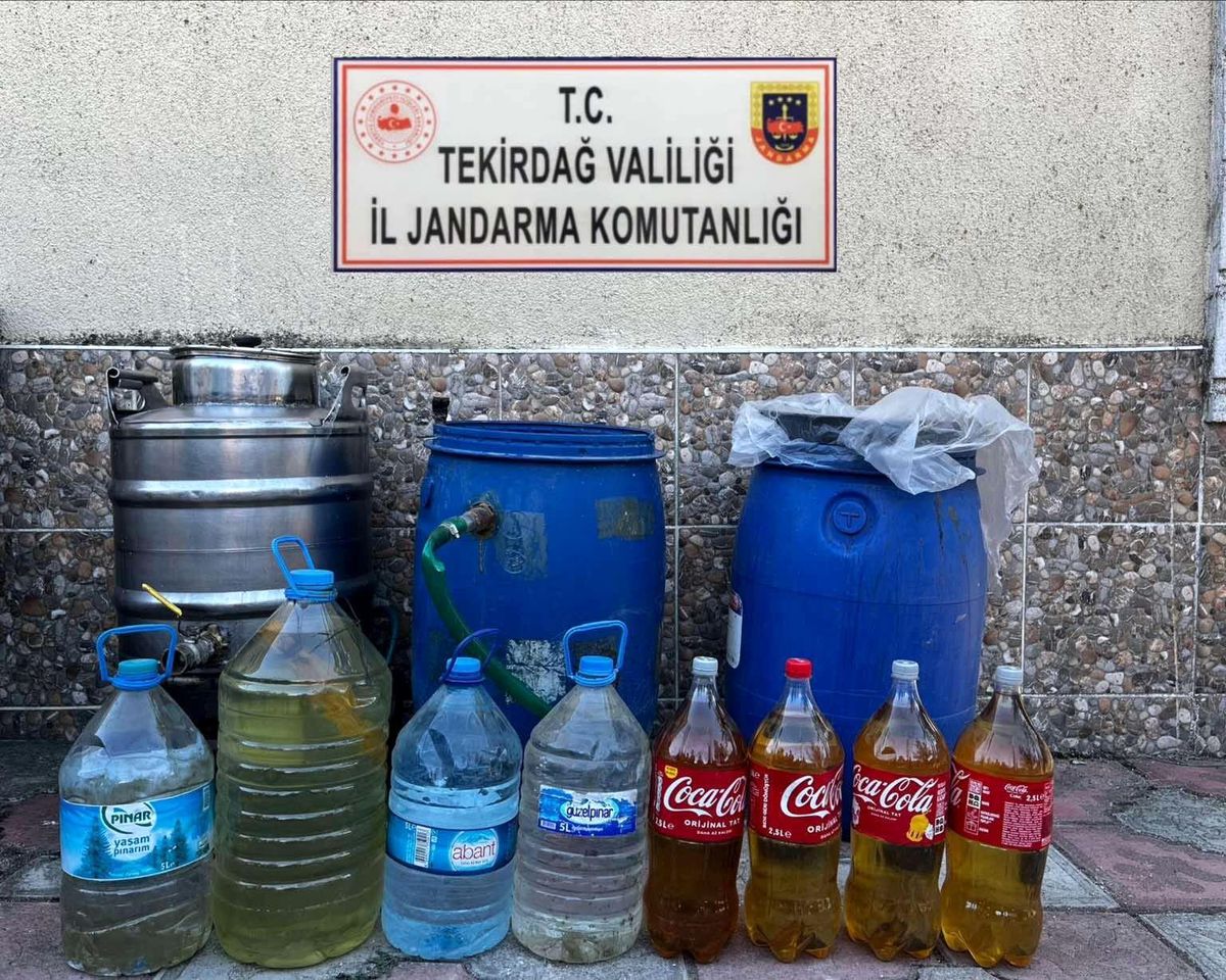 Tekirdağ\'da Kaçak İçki ve Tütün Operasyonu