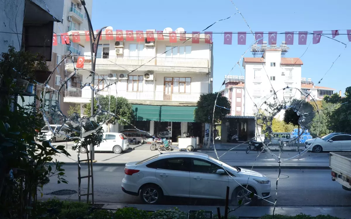 Serik\'te Pompalı Tüfekle Saldırı