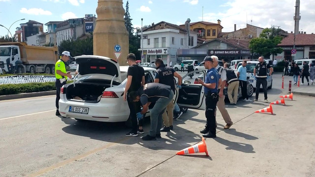Çorum\'da Şok Uygulama: 6 Kişi Yakalandı