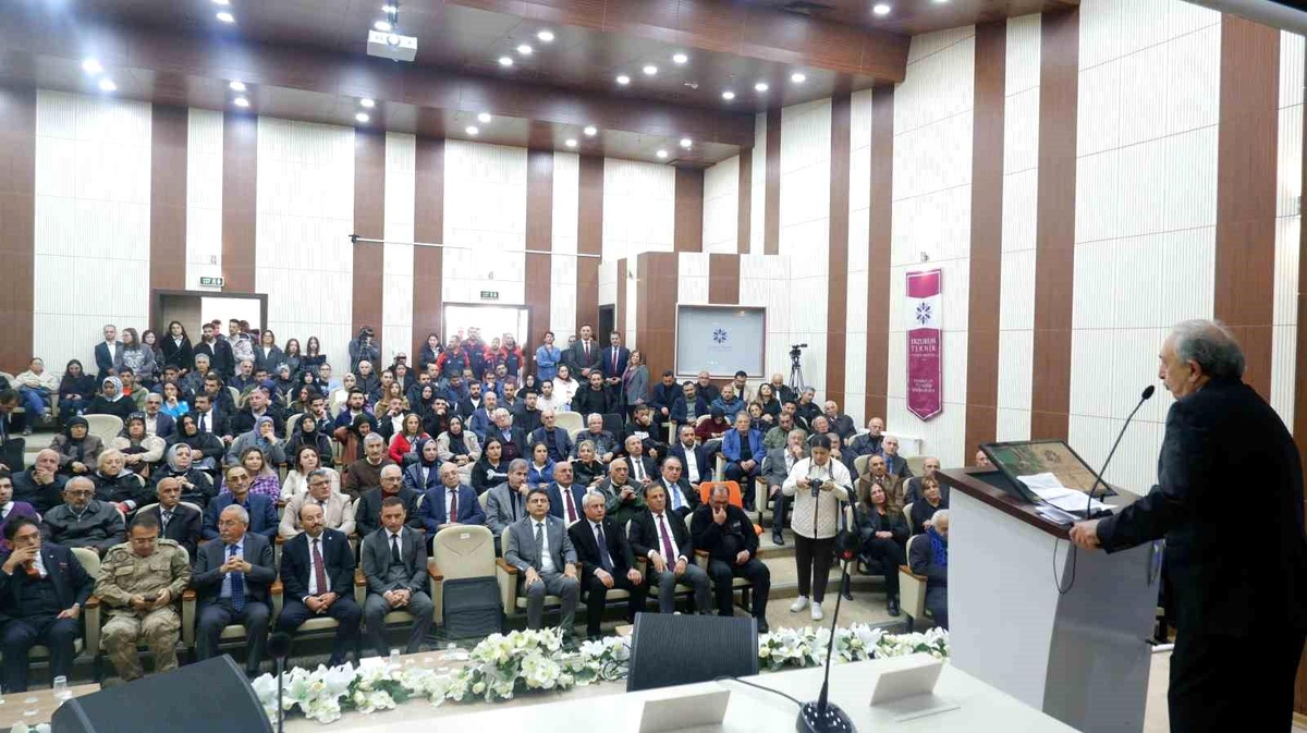 Erzurum\'da Deprem Paneli Düzenlendi