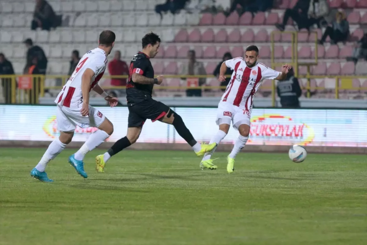 Boluspor, Ümraniyespor\'u 3-0 Yendi