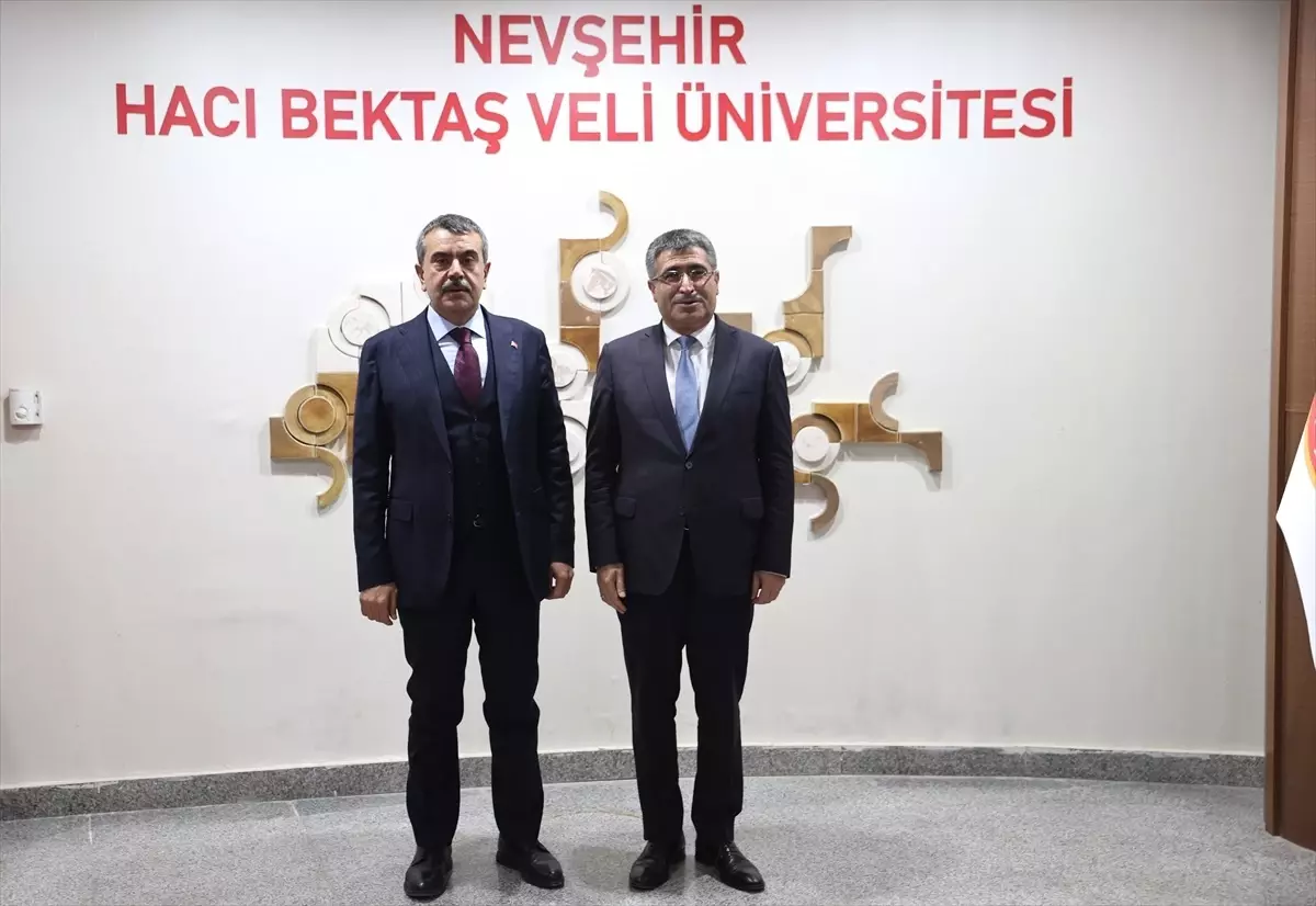 Bakan Tekin Nevşehir\'de Ziyaretler Gerçekleştirdi