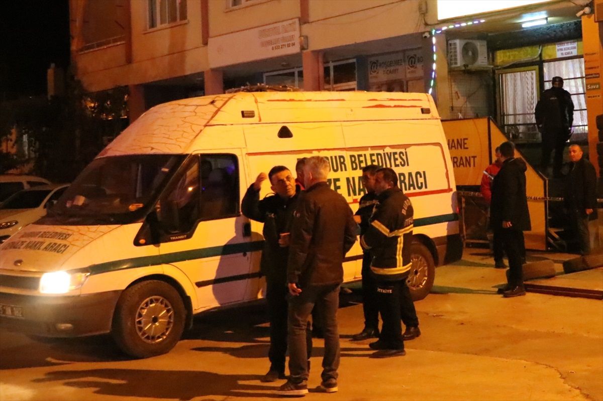 Burdur\'da Restoranda Silahlı Kavga: 1 Ölü