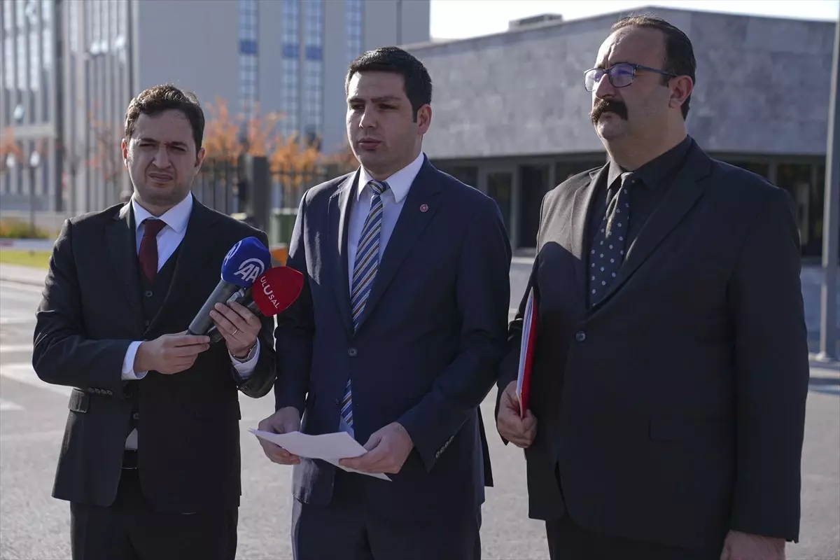 Vatan Partisi\'nden DEM Parti\'ye Kapatma Dava Talebi