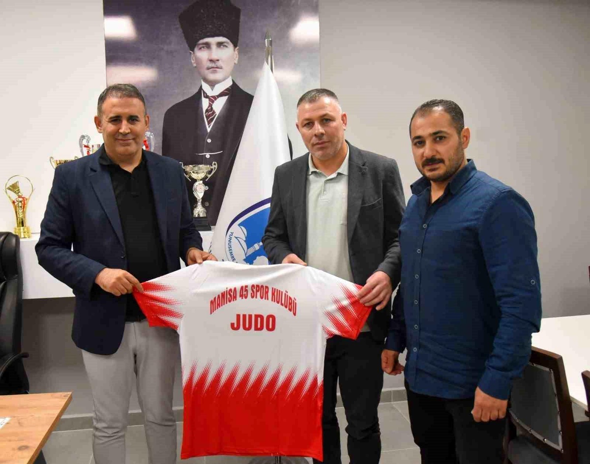 Yunusemre Belediyespor ve Manisa 45 Spor Kulübü\'nden Ortak Projeler