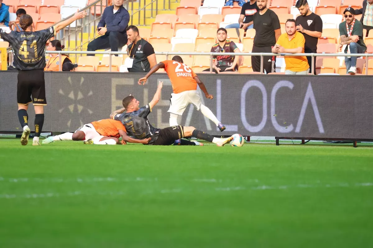 Adanaspor, Bandırmaspor\'a 1-0 Mağlup Oldu