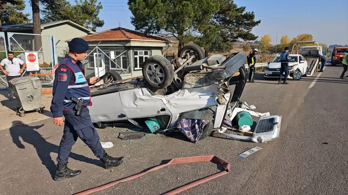 İnegöl\'de Trafik Kazası: 1 Yaralı