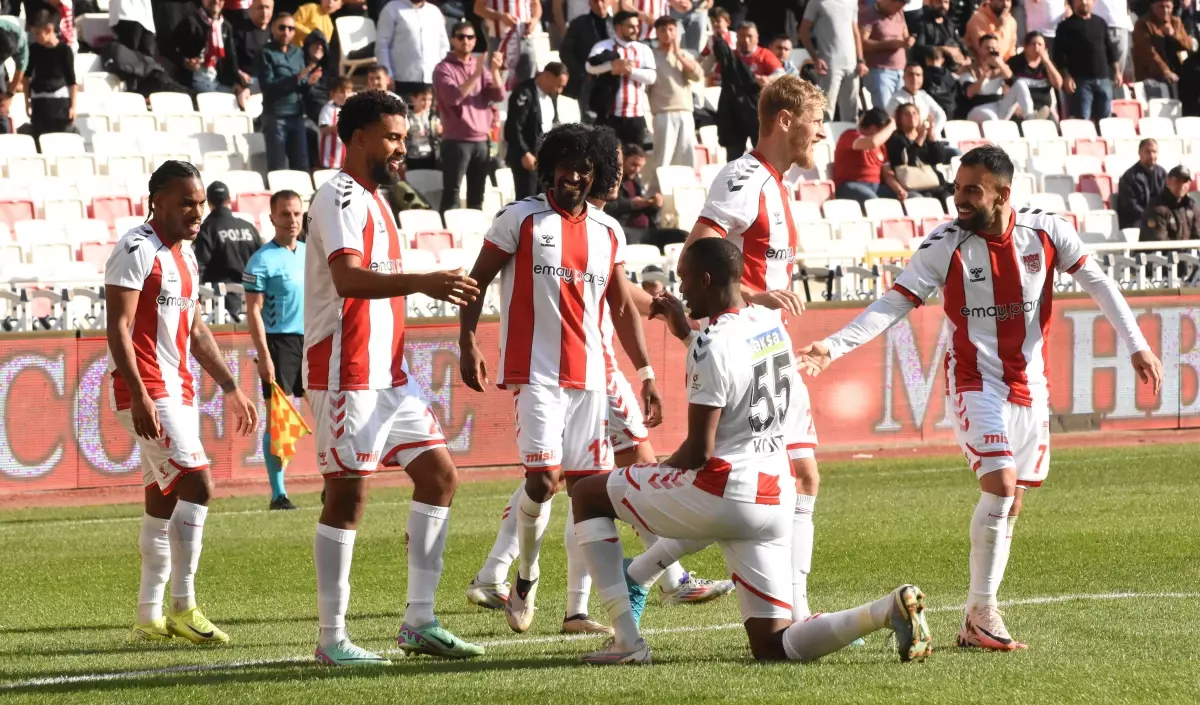 Sivasspor, Rizespor\'u 2-1 Yendi