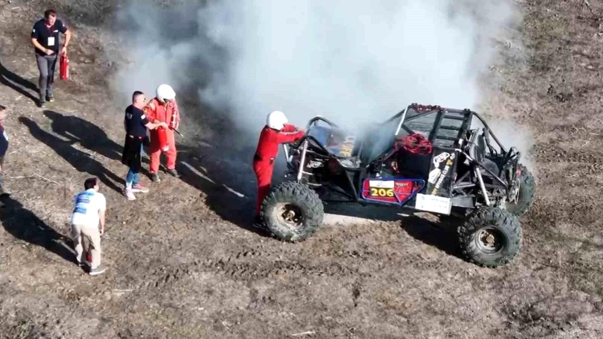 Çorlu\'da Adrenalin Dolu Off-Road Yarışı