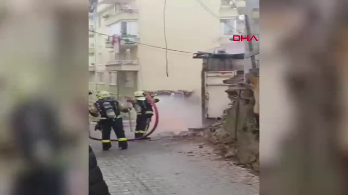 İzmit\'te Doğal Gaz Yangını