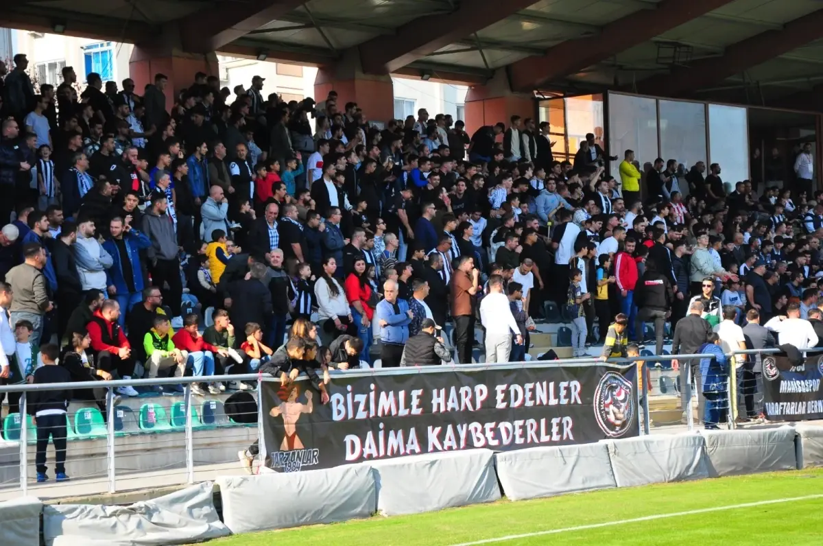 Manisaspor, Karaköyspor\'u 3-0 Yendi