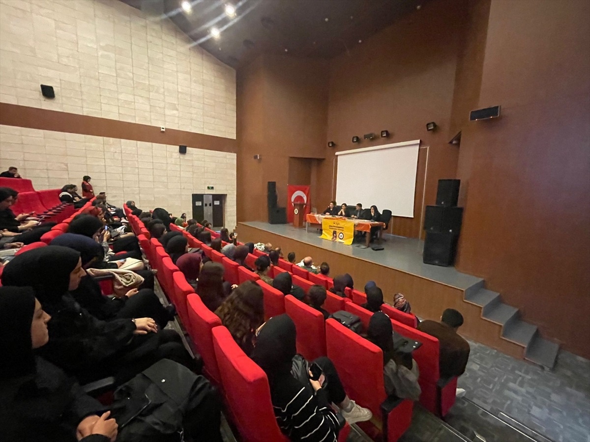 Mardin\'de Kadın ve Çocuk İstismarı Semineri