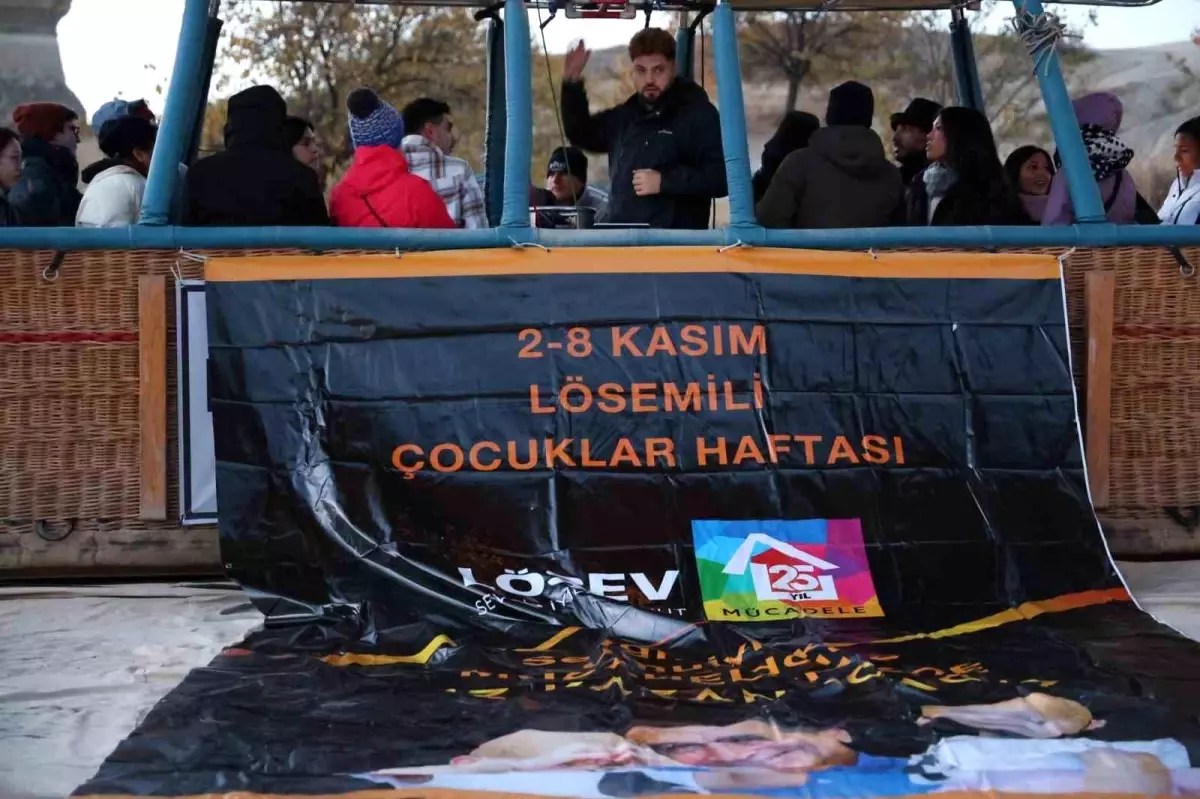 Kapadokya\'da Lösemi Farkındalığı İçin Balonlar Uçtu