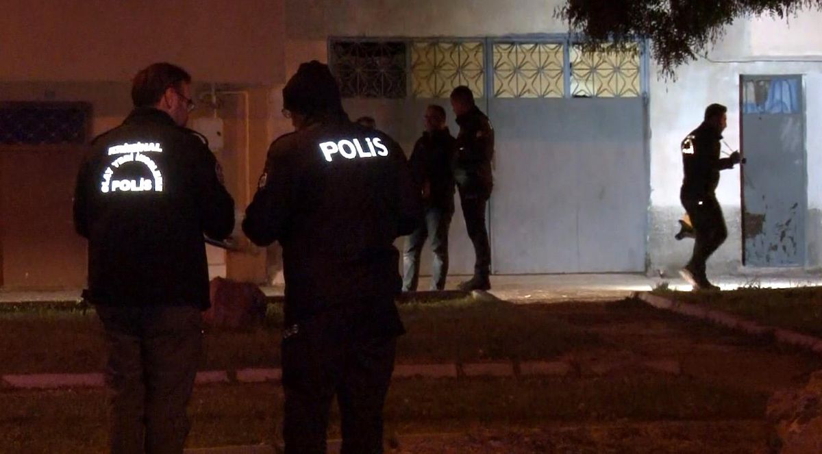 Talas\'ta Akraba Kavgası: 3 Yaralı