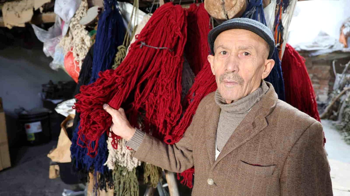 Kök Boya Ustaları Mesleği Bırakıyor