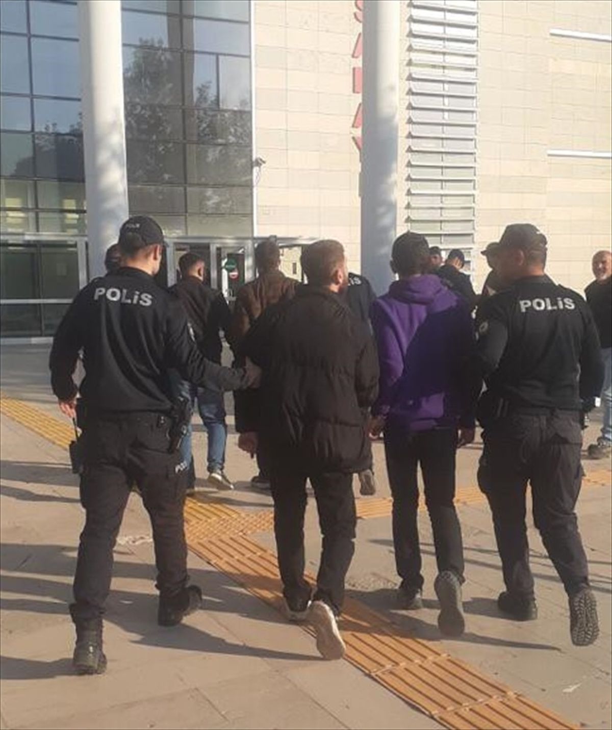 Elazığ\'da 7 Şüpheli Tutuklandı
