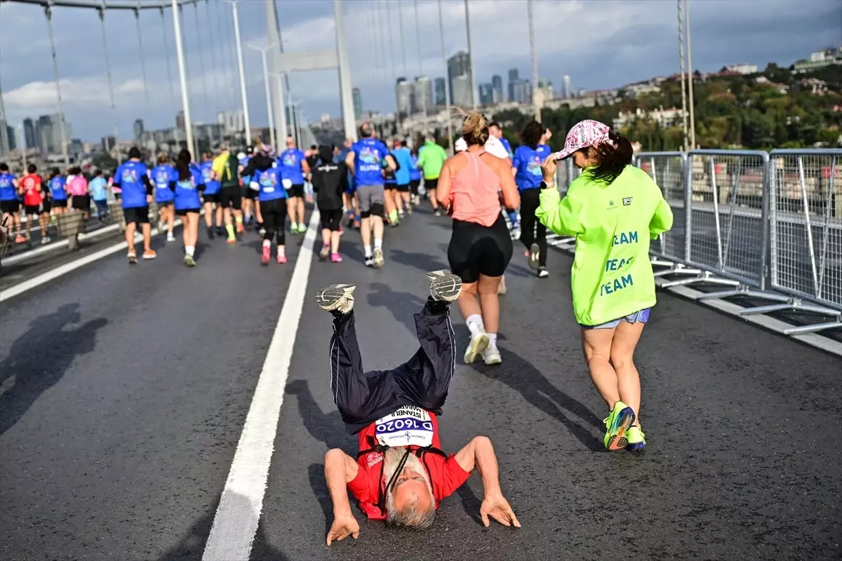 İstanbul Maratonu\'nda Debela ve Jebet Zaferi