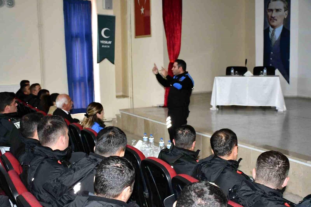 Bilecik\'te POMEM Öğrencilerine Bağımlılık Paneli