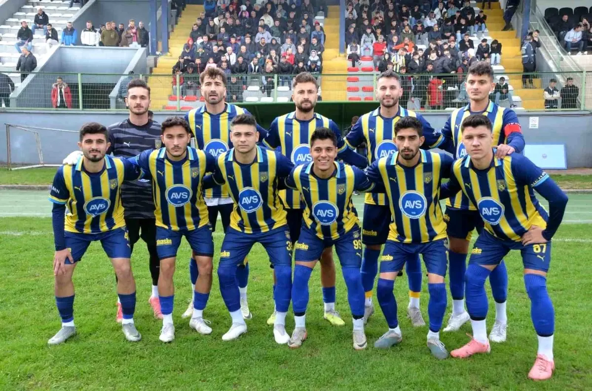 Çaycumaspor, Perşembe Belediyespor\'u 6-0 ile Geçti