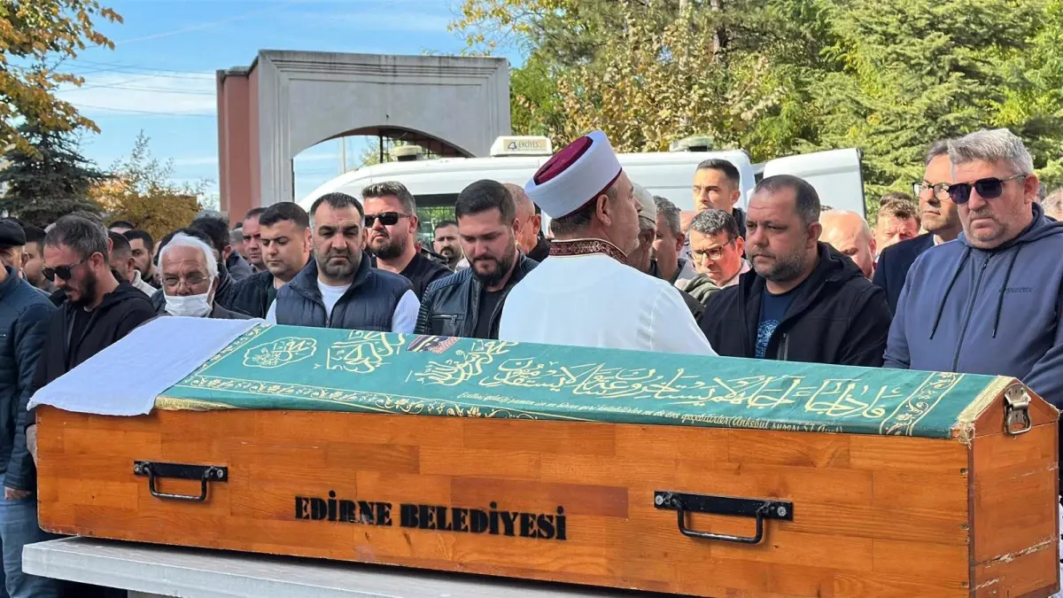 Edirne\'de 2 Yaşındaki Çocuk Pencereden Düştü