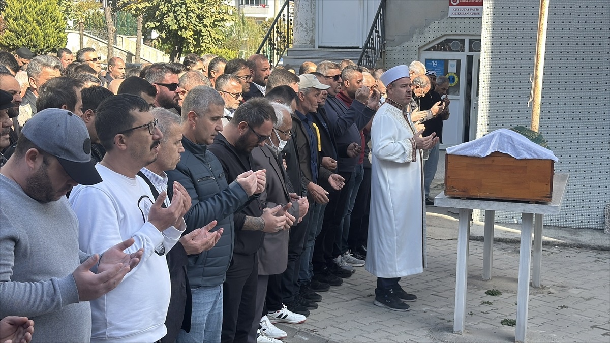 2 Yaşındaki Metehan\'ın Cenazesi Defnedildi