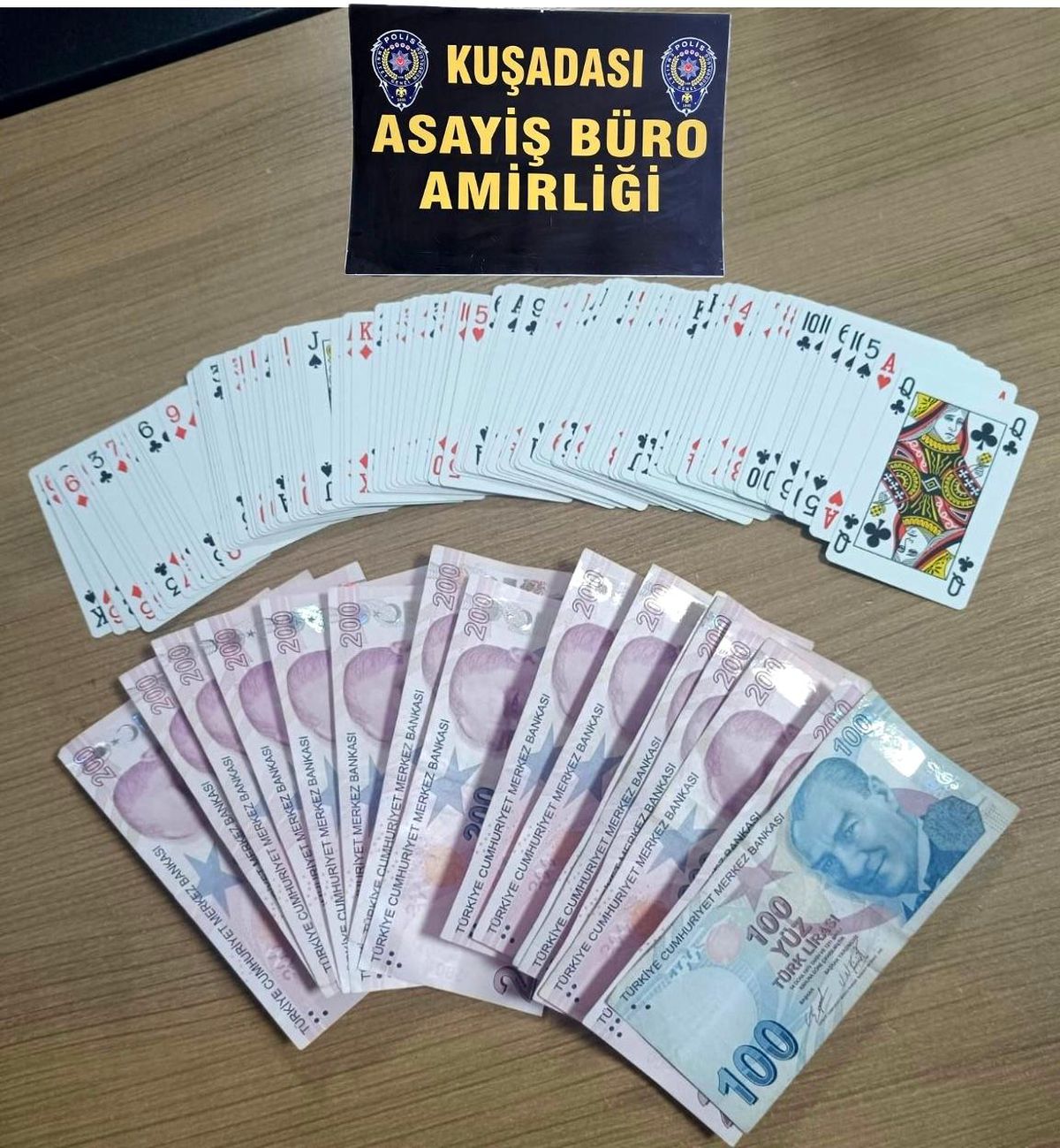 Kuşadası\'nda Kumar Operasyonu