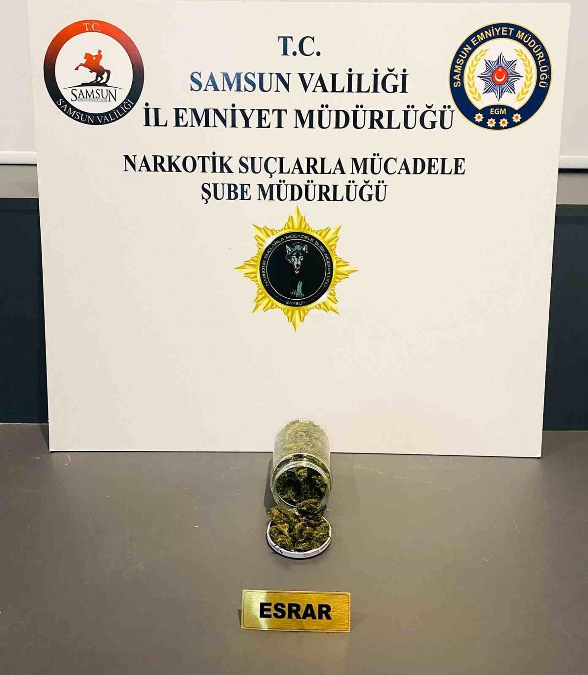 Samsun\'da Uyuşturucu Operasyonu: 4 Gözaltı