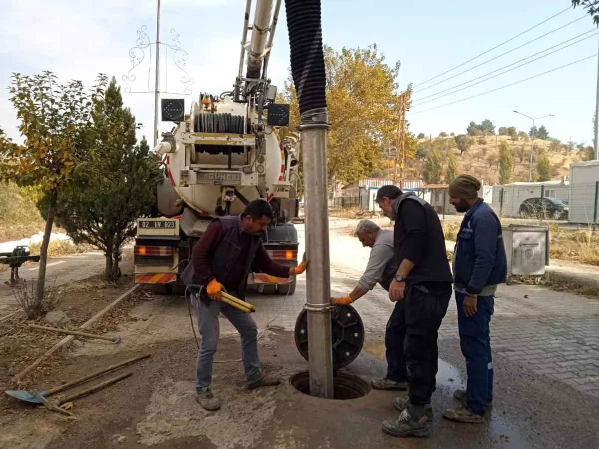 Gölbaşı\'nda Su Taşkınlarına Karşı Önlemler Artıyor