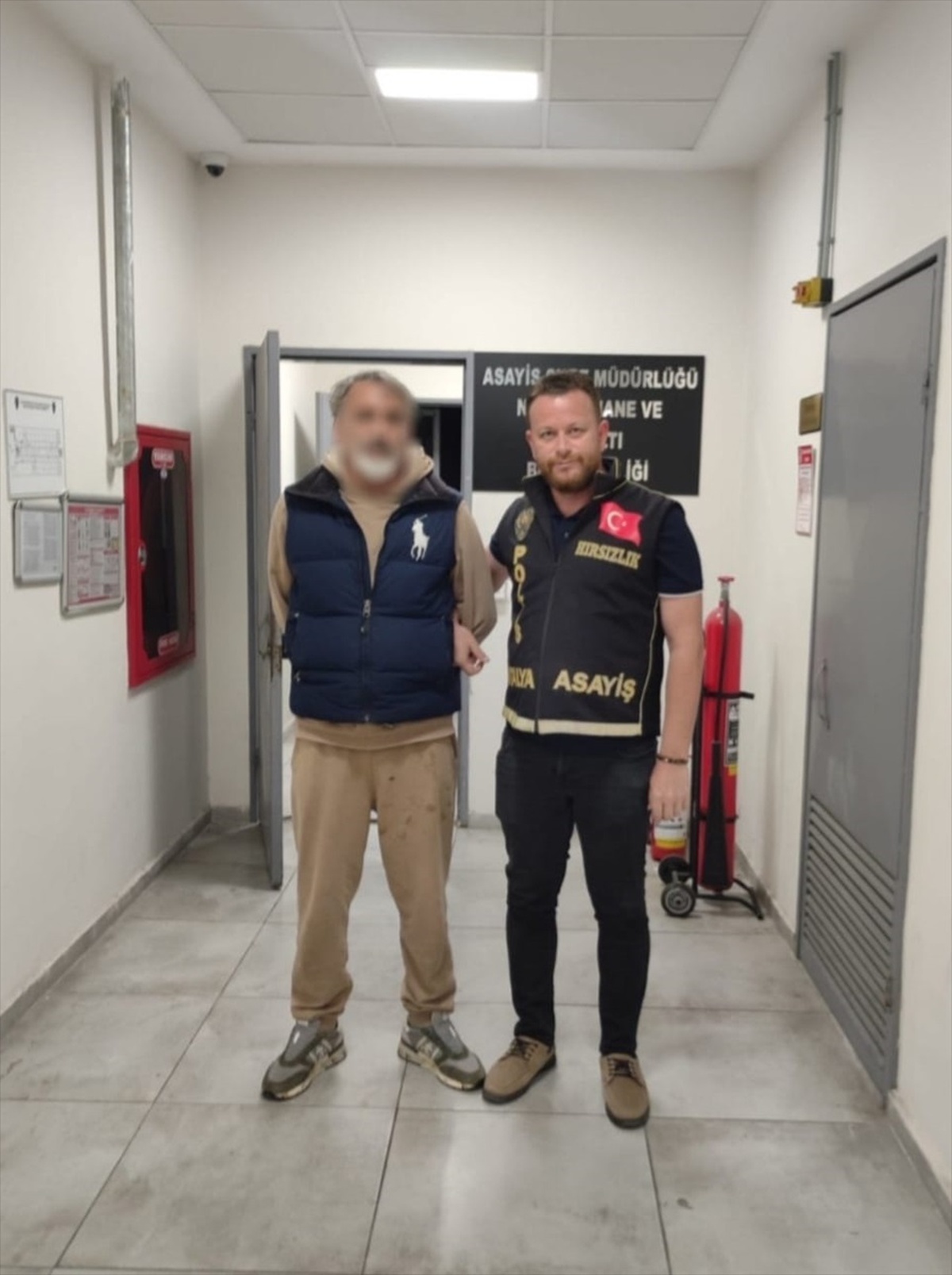 Antalya\'da Hırsızlık Operasyonu: 3 Yabancı Uyruklu Yakalandı