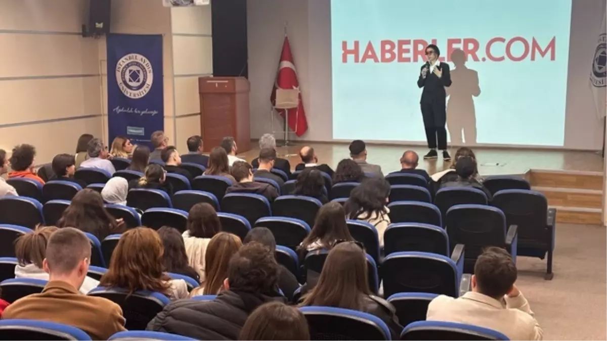 Haberler.com CEO\'su Sümeyra Teymur, İstanbul Aydın Üniversitesi\'nde Öğrencilerle Buluştu!