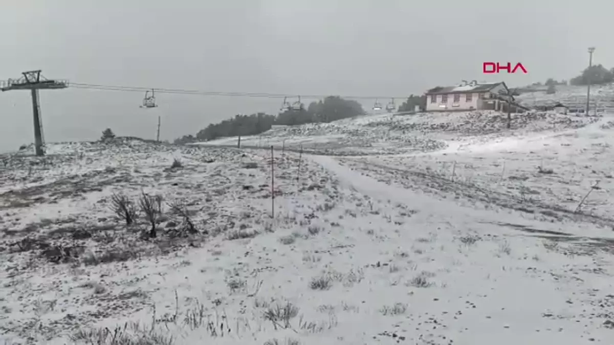 Keltepe Kayak Merkezi Karla Kaplandı