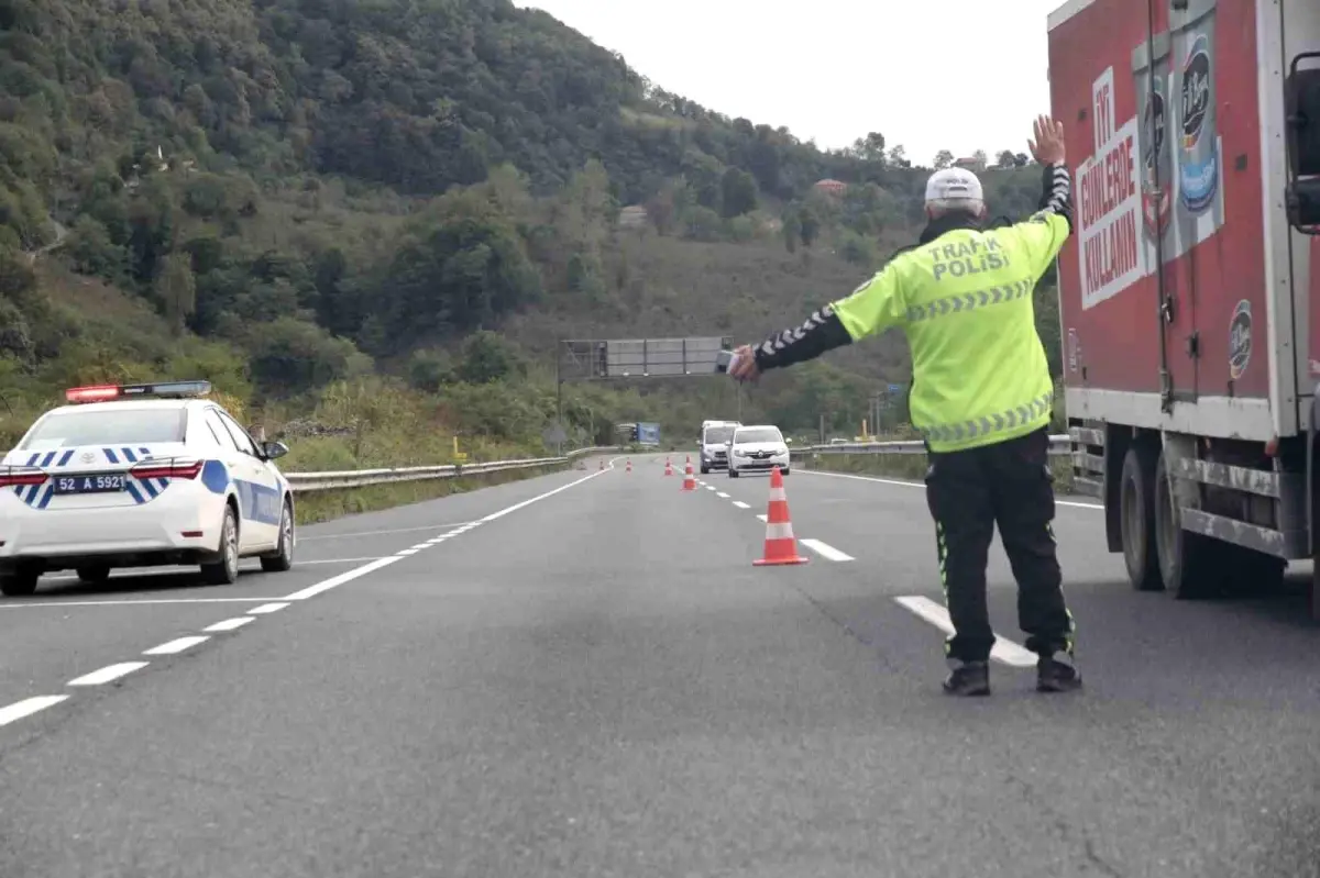 Ordu\'da Trafik Denetimi: 16 Bin Araç Kontrol Edildi