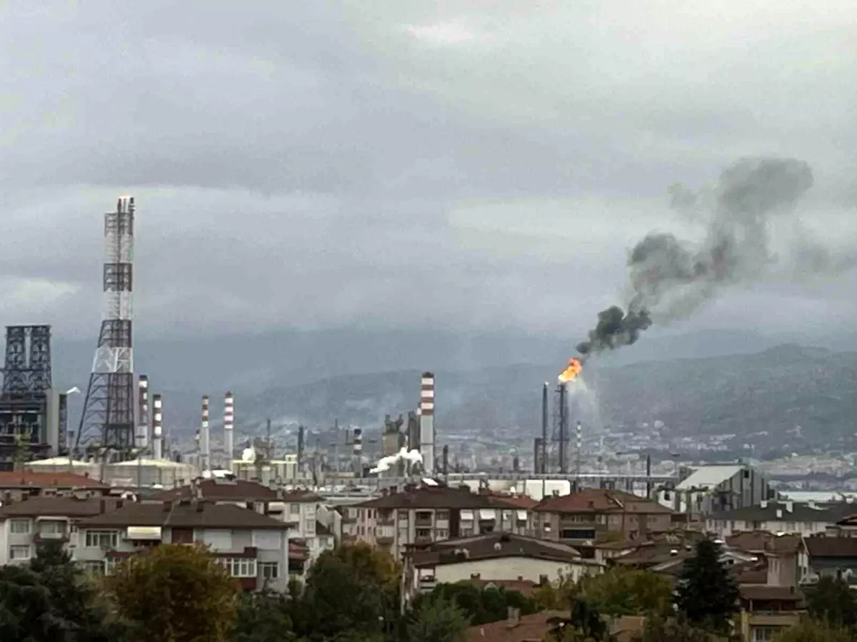 Körfez Rafinerisinde Patlama: 8 Yaralı