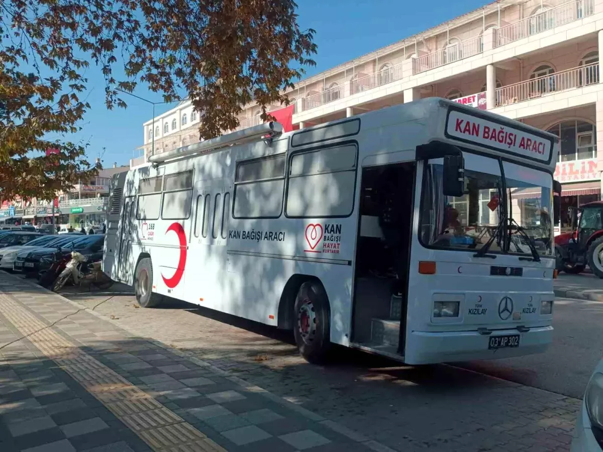 Şuhut\'ta Kan Bağışı Yoğun İlgi Görüyor