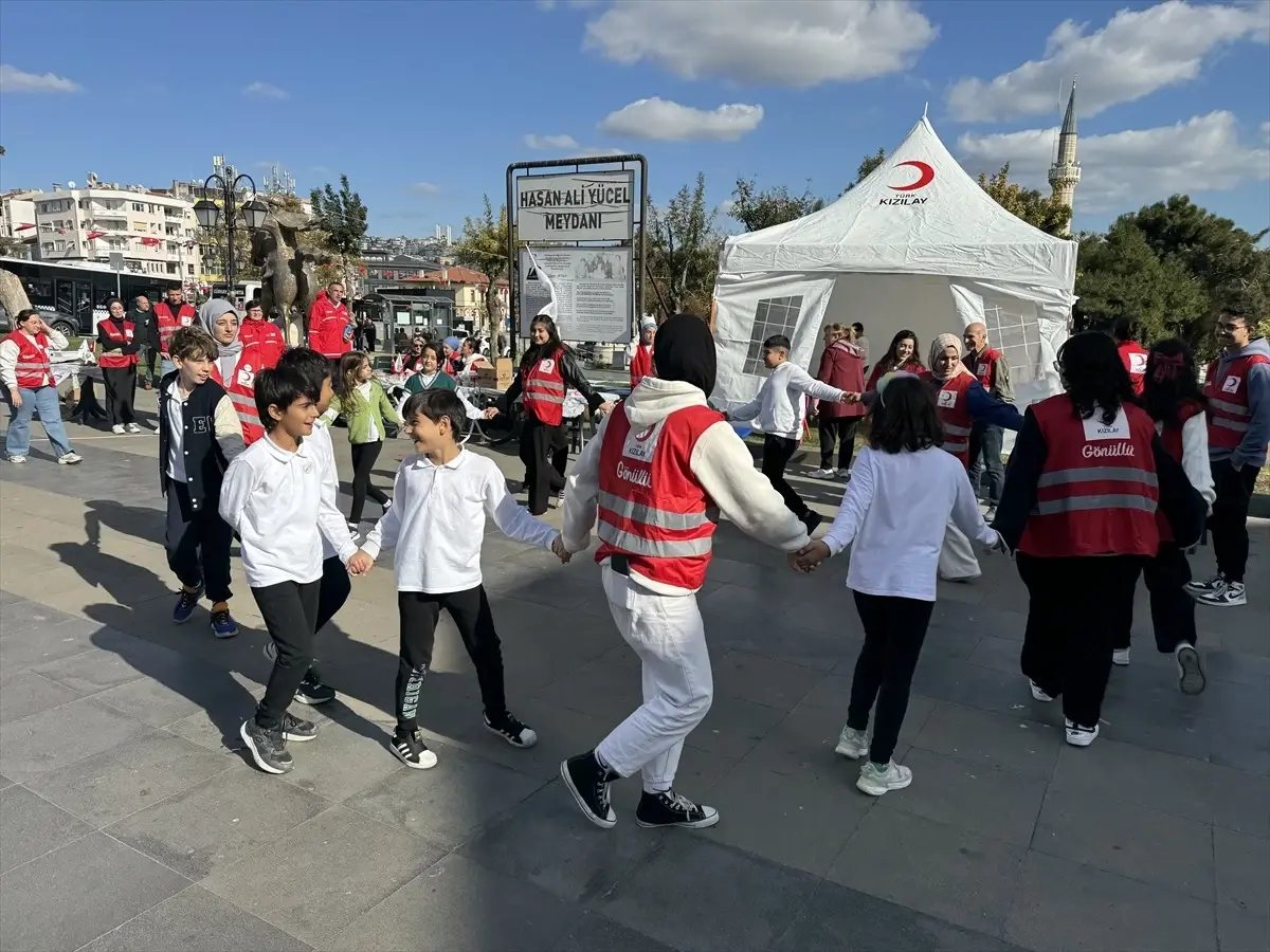 Tekirdağ\'da Kızılay Haftası Kutlandı