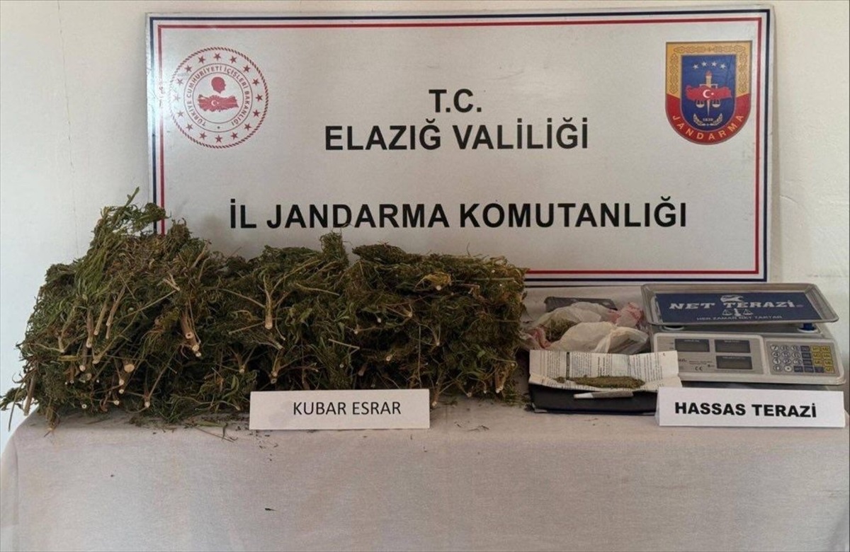 Elazığ\'da Uyuşturucu Operasyonu: 3,2 Kg Esrar Ele Geçirildi