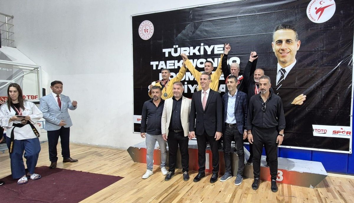 Kemal Yıldıran\'dan Çifte Madalya