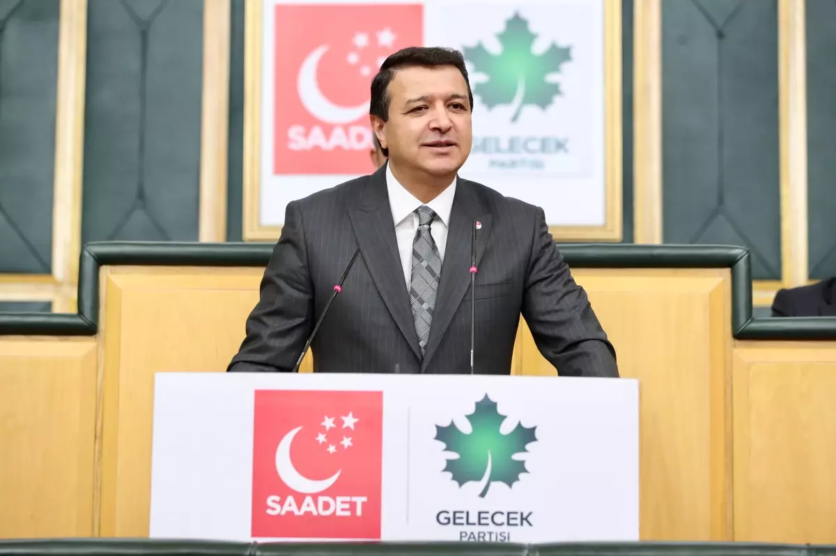 Davutoğlu\'dan Kayyım Eleştirisi