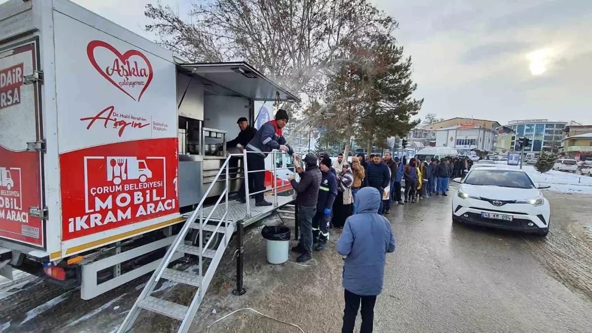 Mobil İkram Aracı 3 Yılda 400 Bin Kişiye Hizmet Verdi