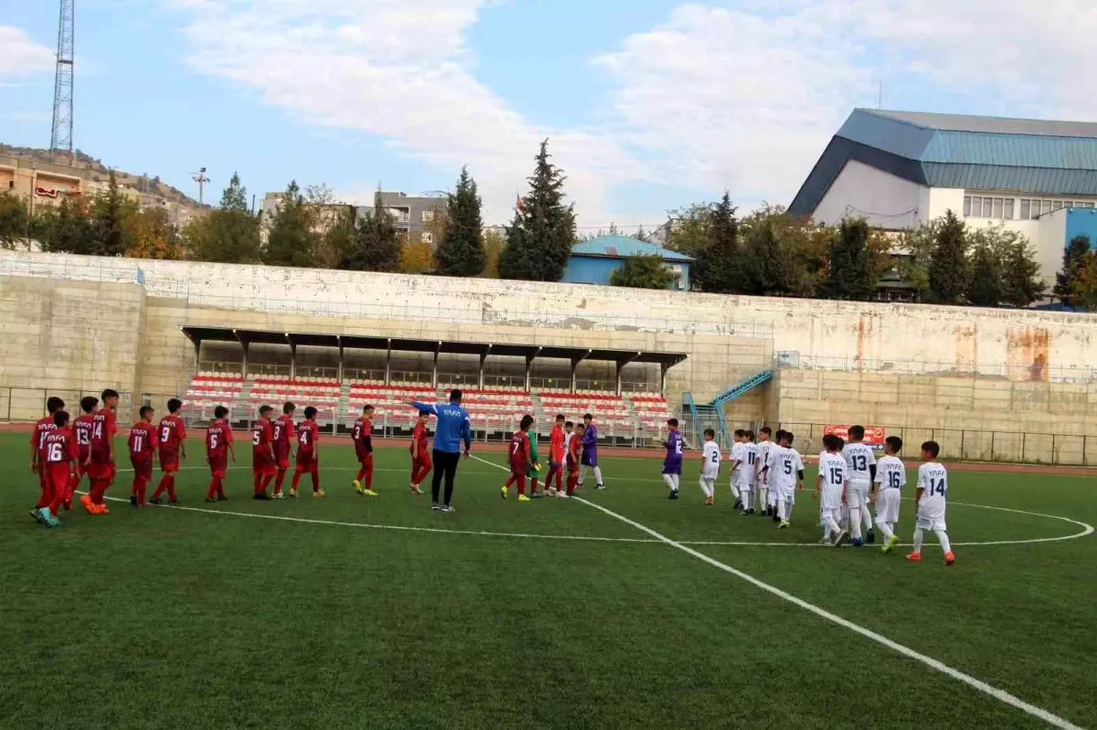 Şırnak\'taki Çocuklara Spor Desteği