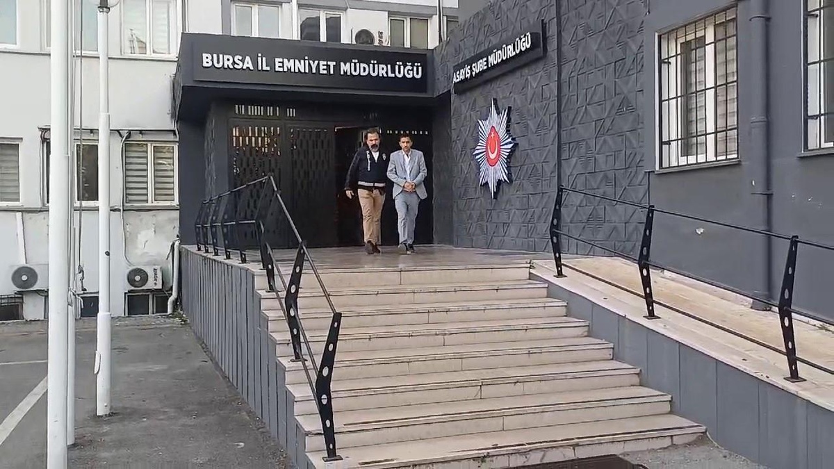Bursa\'da Aranan Hırsızlık Şüphelisi Yakalandı