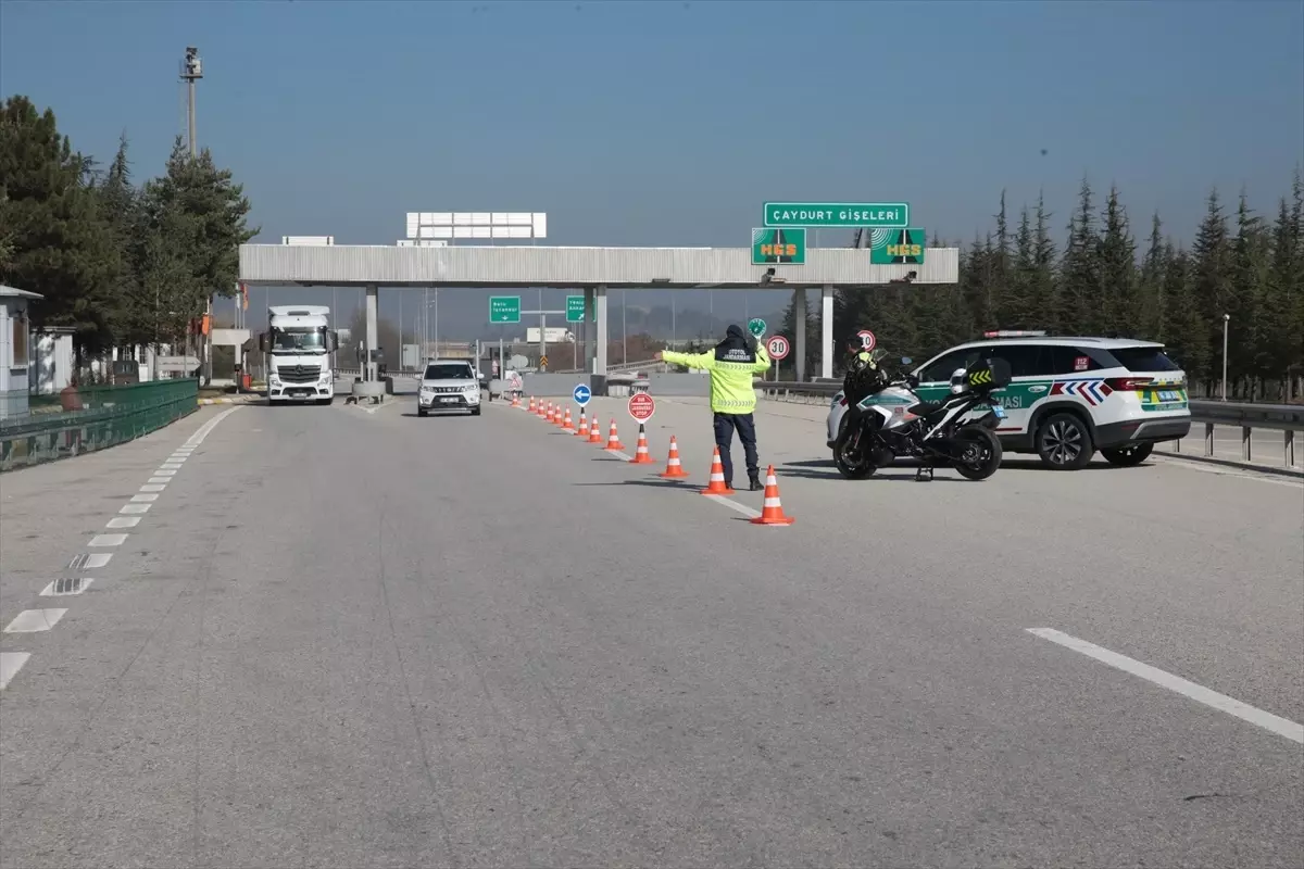 Bolu\'da Jandarmadan Trafik Denetimi