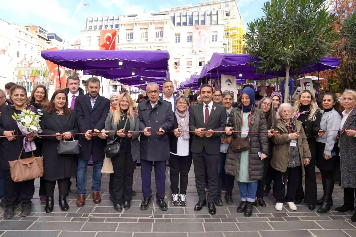 Kadın El Emeği Pazarı Şişhane Meydanı\'nda Açıldı