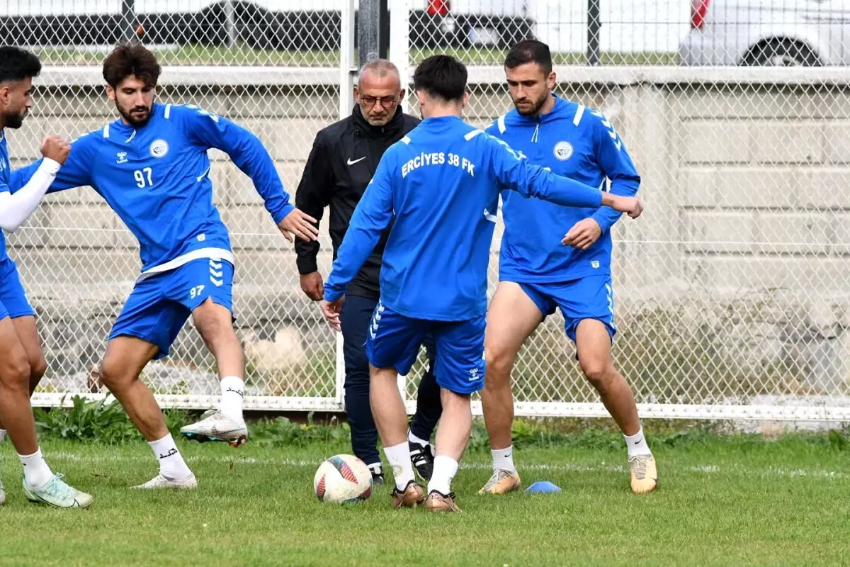 Erciyes 38 FK Polatlı 1926 Spor\'u Yenmek İstiyor