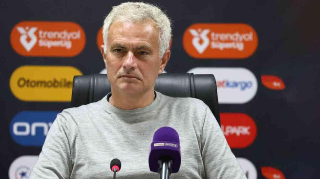 Mourinho'ya İngiltere'den zehir zemberek sözler: Gürültü çıkaran boş bir kap