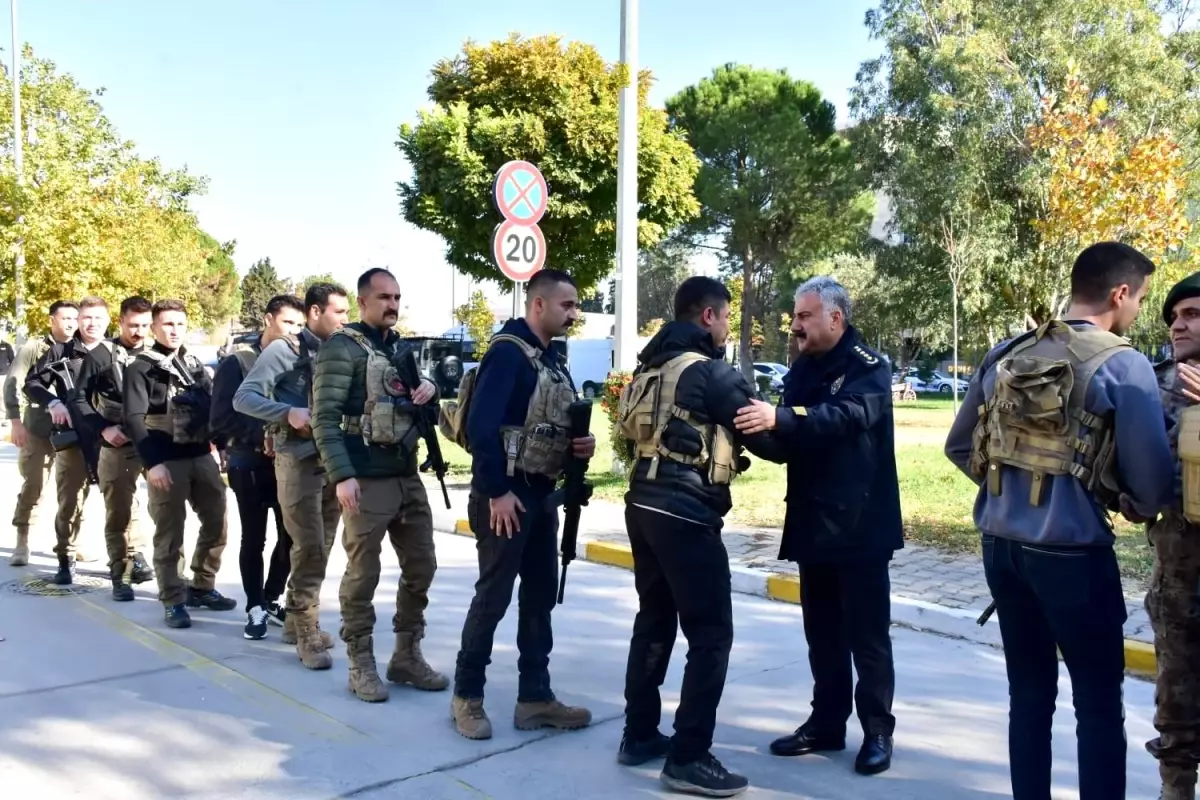 Manisa Özel Harekat Personeli Afrin\'e Uğurlandı