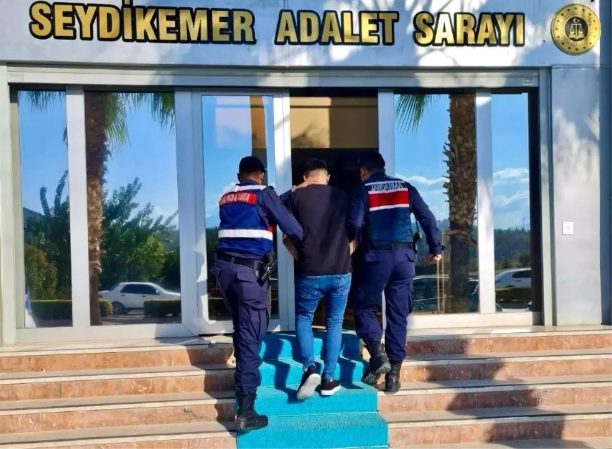 Firari Hükümlü Seydikemer\'de Yakalandı